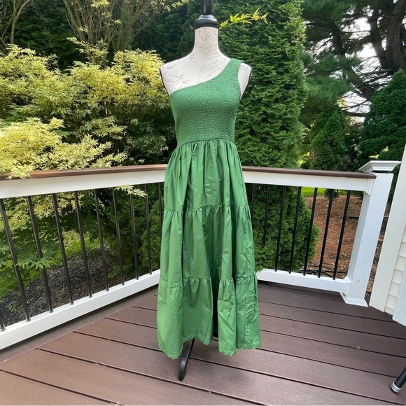 O.P.T. Dresses & Skirts - Opt green one shoulder midi cotton summer dress Sz L